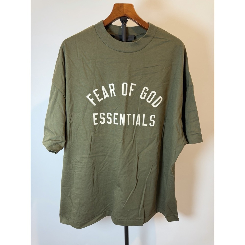 Essentials Fear Of God Tshirt Mens Medium Army Green Boxy Crewneck Shirt Fits Xl